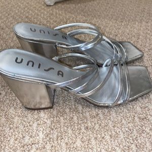 UNISA Chunky Silver Heels